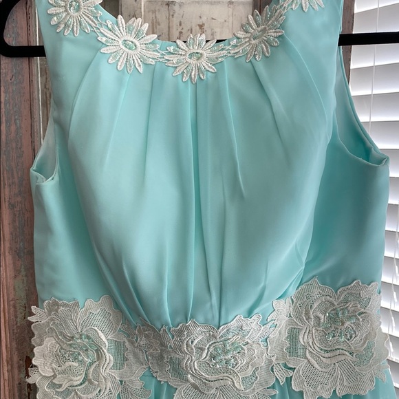 High-Low Asymmetrical Chiffon Sundress - Picture 2 of 9